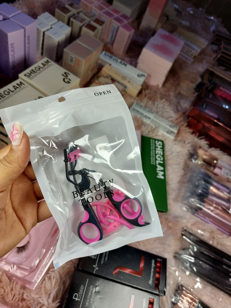 Rizadora de pestañas 