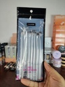 Brochas MAANGE plateadas (ojos - 13pcs ) 